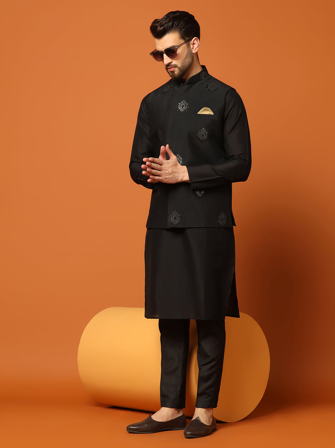 Black Kurta Kurta Pyjama With Coat Black Kurta Pyjama With Jacket Top