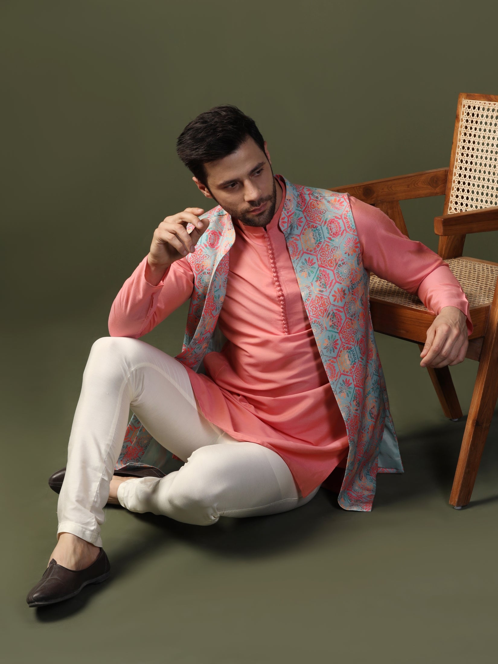 Men Multi Printed Kurta Trousers Set