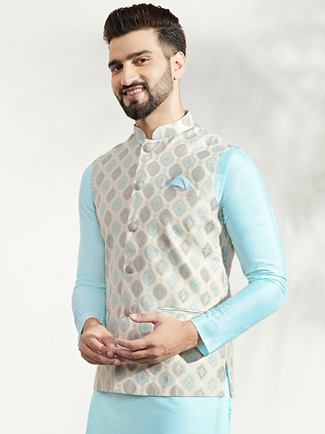 Silk Men's Jacquard Traditional Indian Waistcoat – Maple Clothing Inc.